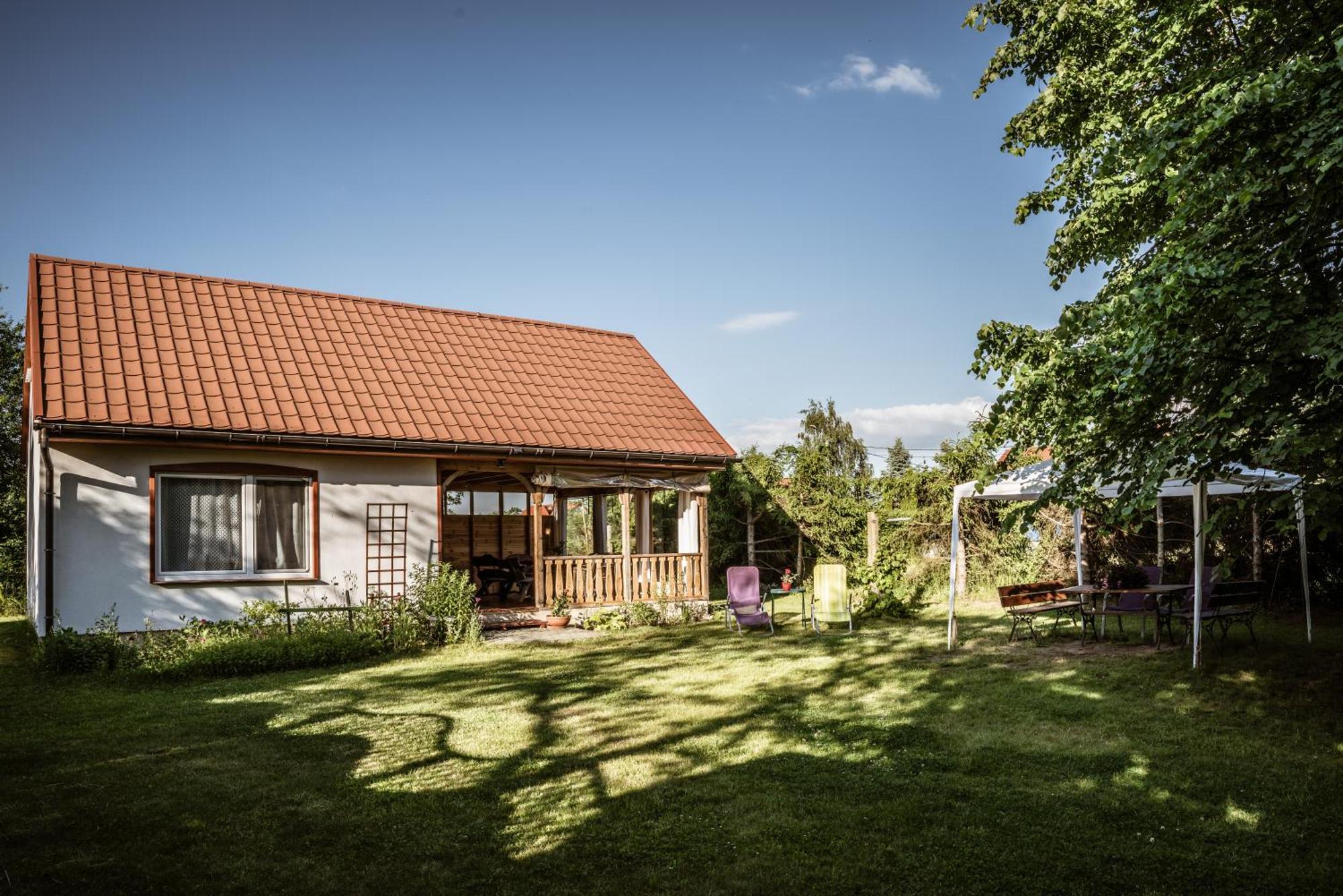 Letniskowy W Rydzewie Holiday home